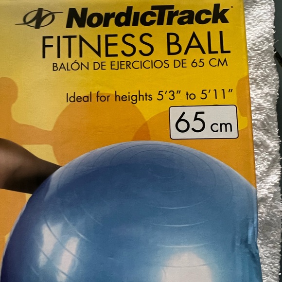 NordicTrack Fitness Ball 65cm Ideal for heights 5'3" to 5'11" - Brand New. - Picture 3 of 6